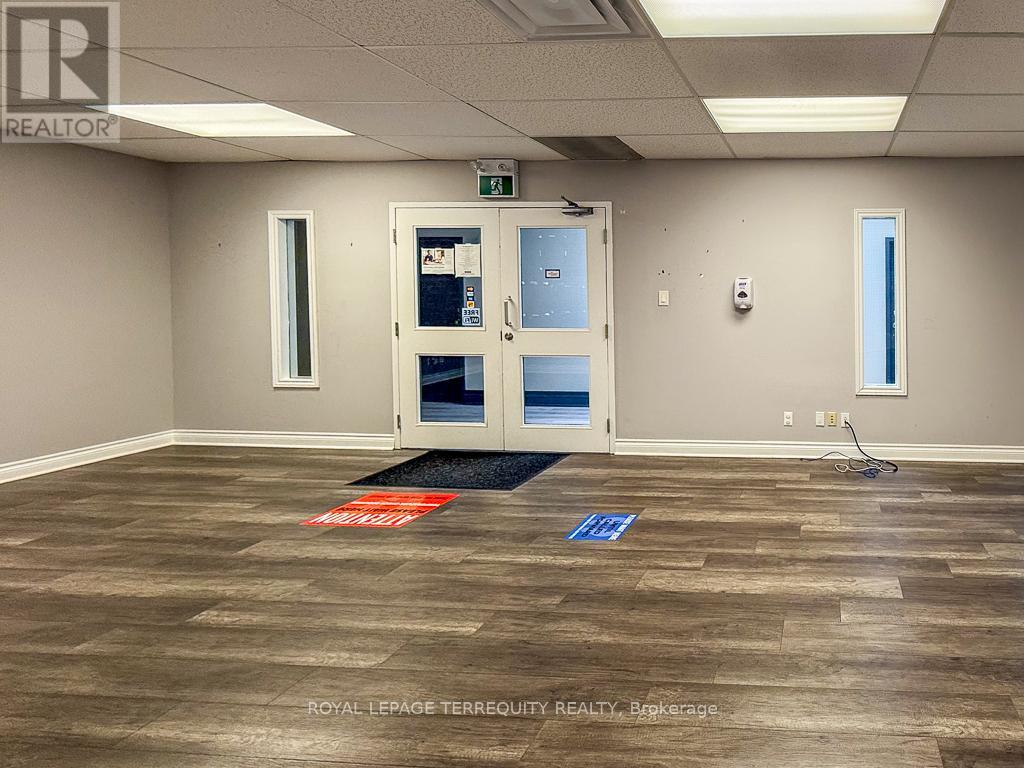 203 - 5402 Main Street, Whitchurch-Stouffville, Ontario  L4A 1H3 - Photo 6 - N12458555