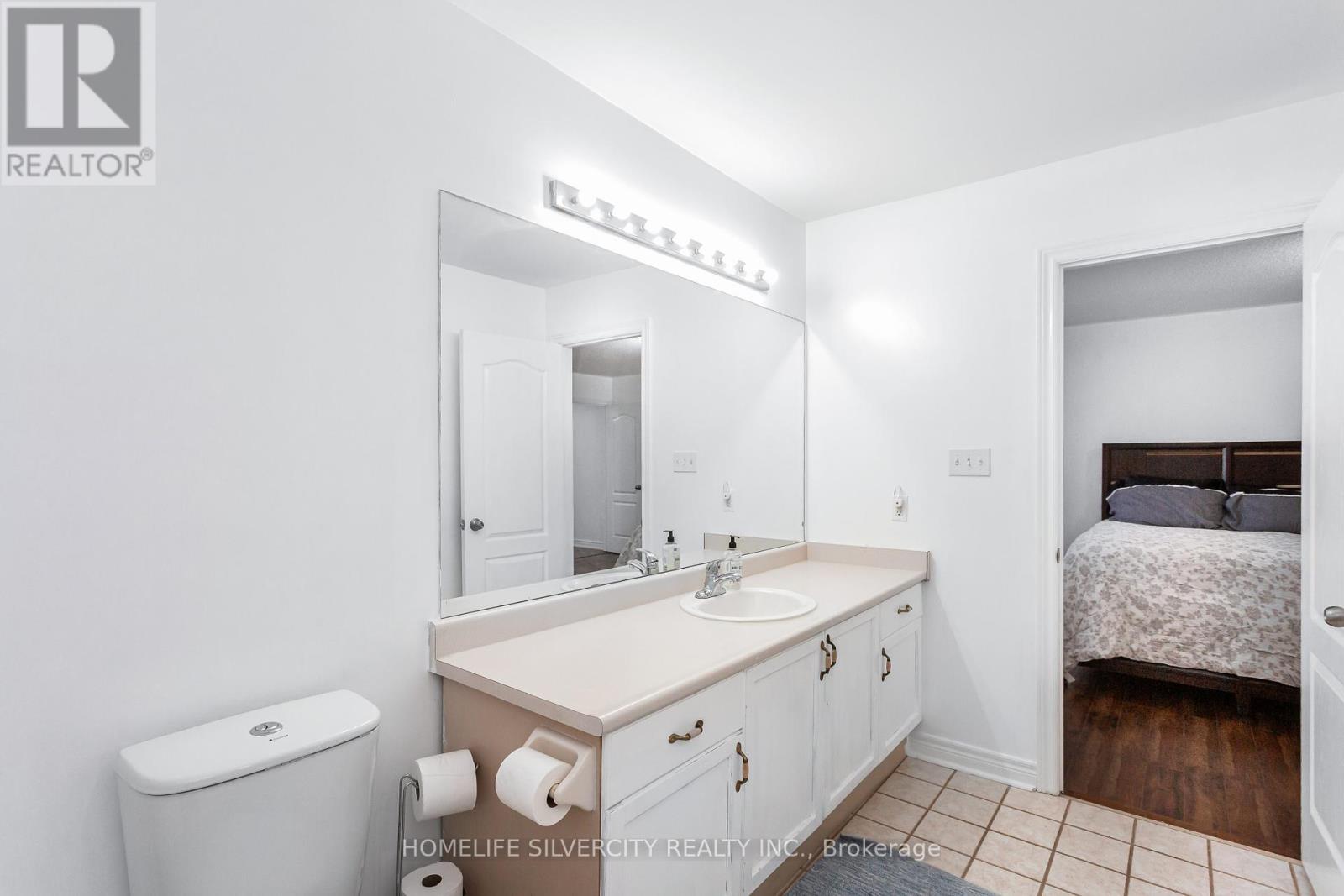 7 Okanagan Drive, Brampton, Ontario  L6R 2X1 - Photo 26 - W12458523