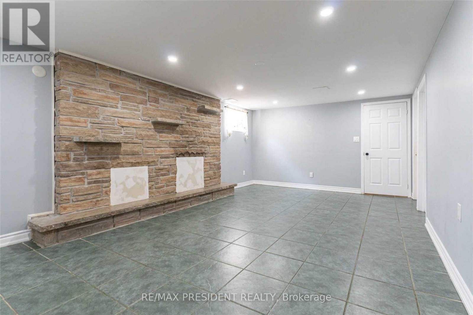 Basement - 17 Manitou Crescent, Brampton, Ontario  L6S 2Z6 - Photo 3 - W12458543