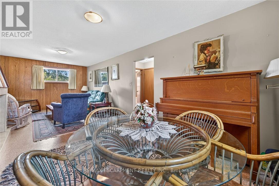 5 Third Road E, Hamilton, Ontario  L8J 3J5 - Photo 32 - X12458557