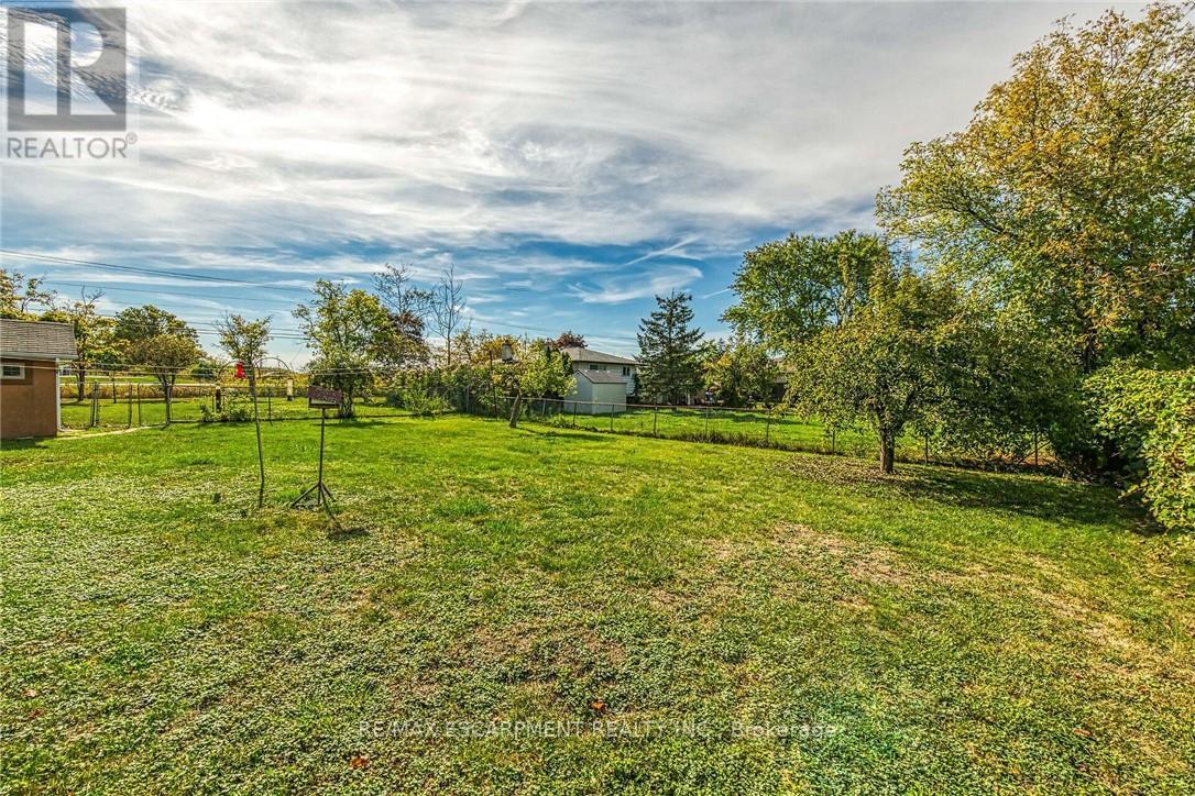 5 Third Road E, Hamilton, Ontario  L8J 3J5 - Photo 38 - X12458557