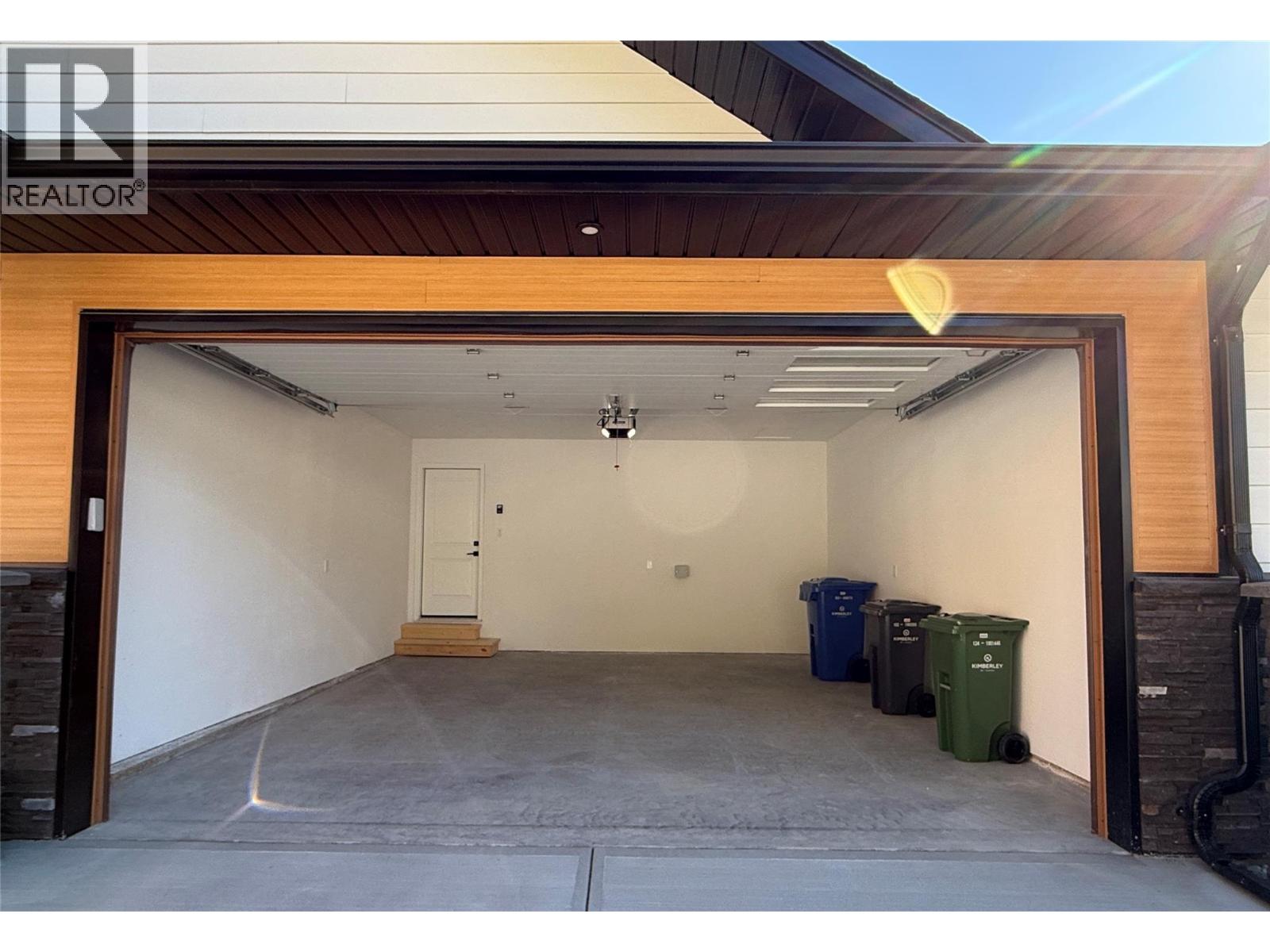 30 Kimberley Avenue, Kimberley, British Columbia  V1A 2J3 - Photo 21 - 10365042