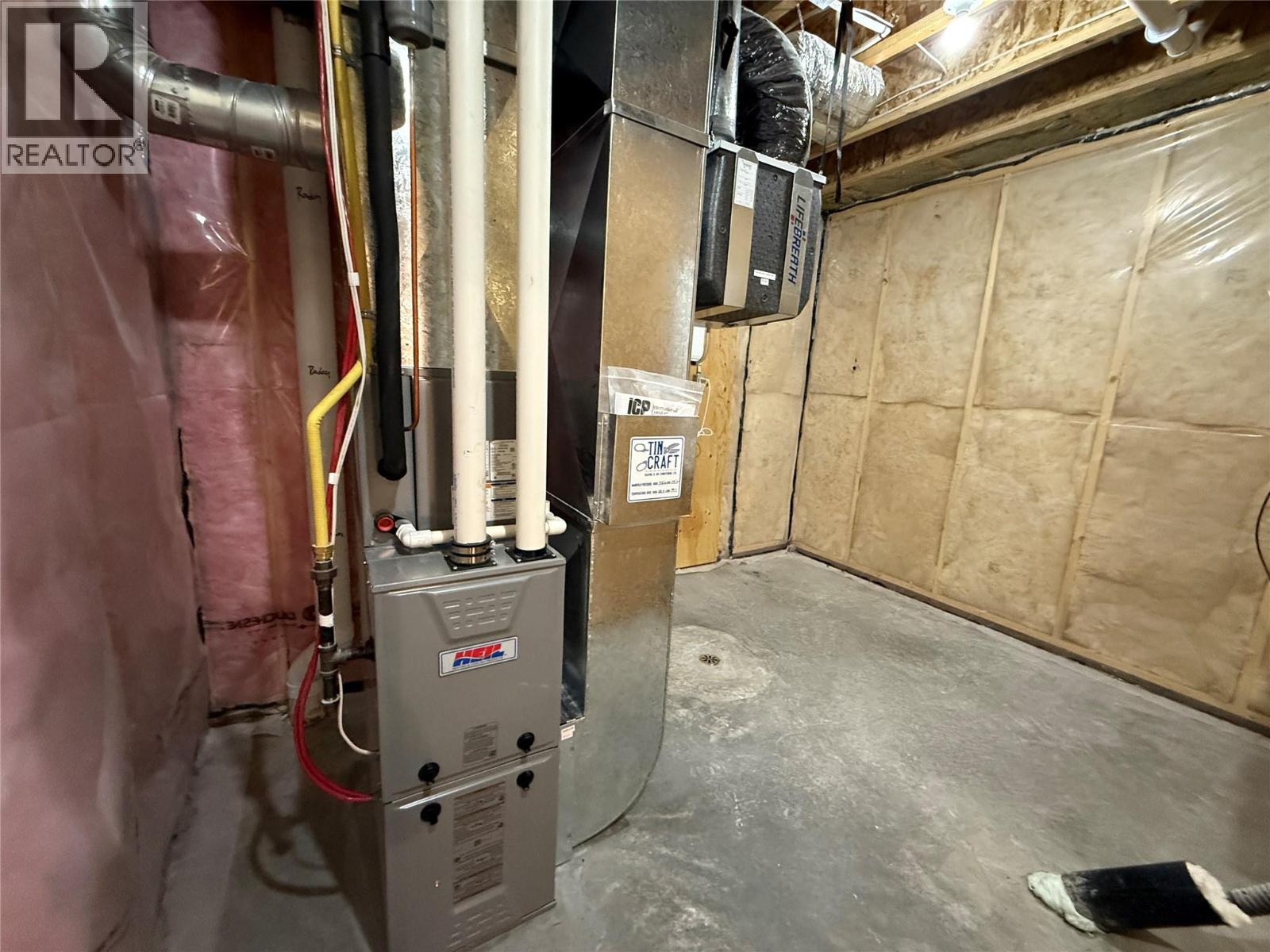 30 Kimberley Avenue, Kimberley, British Columbia  V1A 2J3 - Photo 32 - 10365042