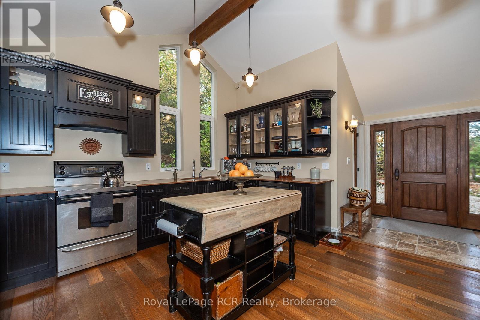 360458 Road 160, Grey Highlands, Ontario  N0C 1E0 - Photo 6 - X12458575