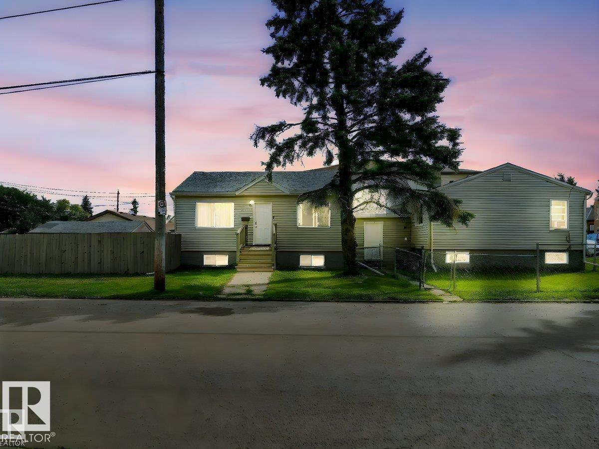 10345 159 St Nw, Edmonton, Alberta  T5P 3A5 - Photo 1 - E4461377