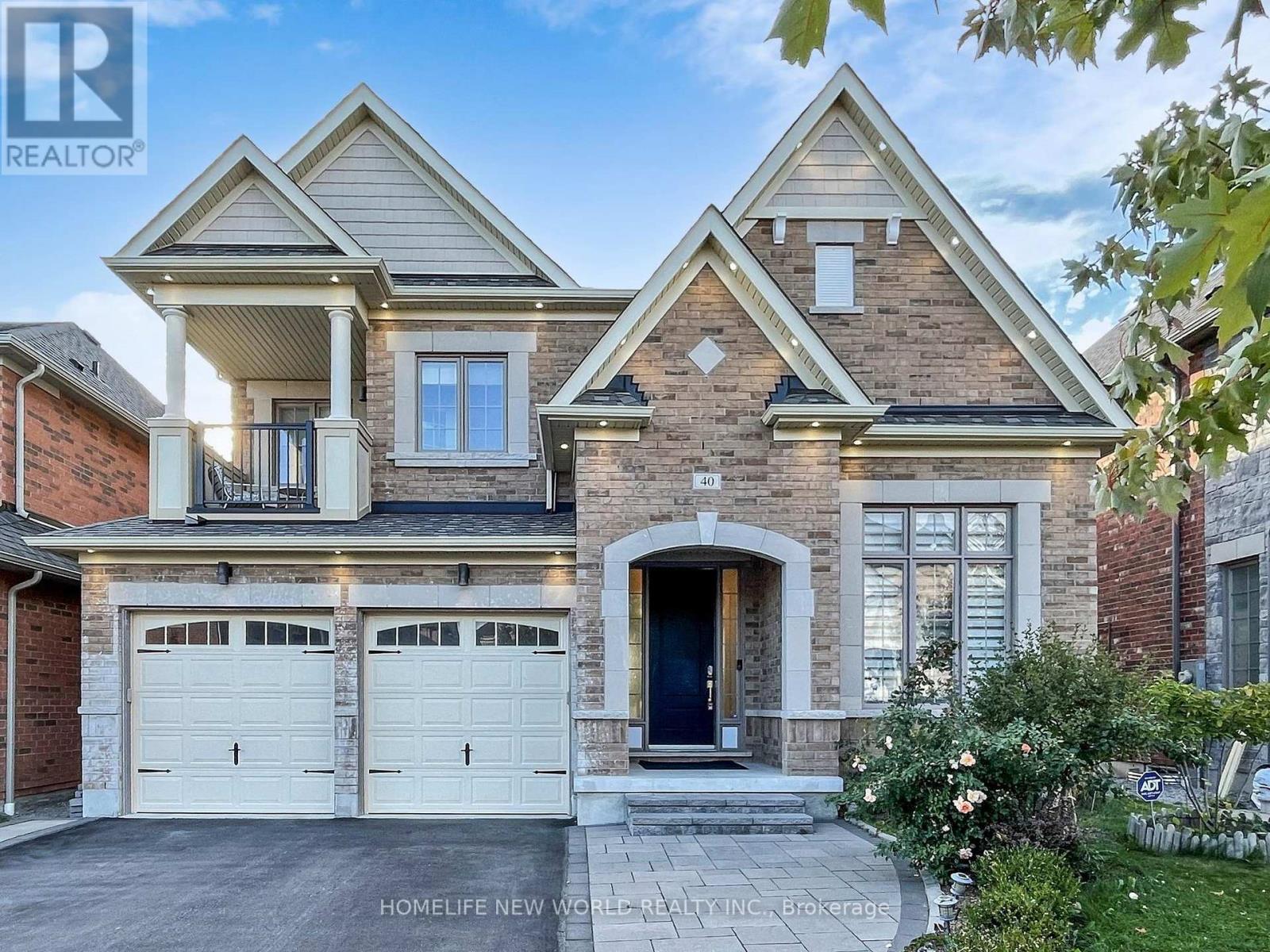 40 ST IVES CRESCENT, Whitby, Ontario