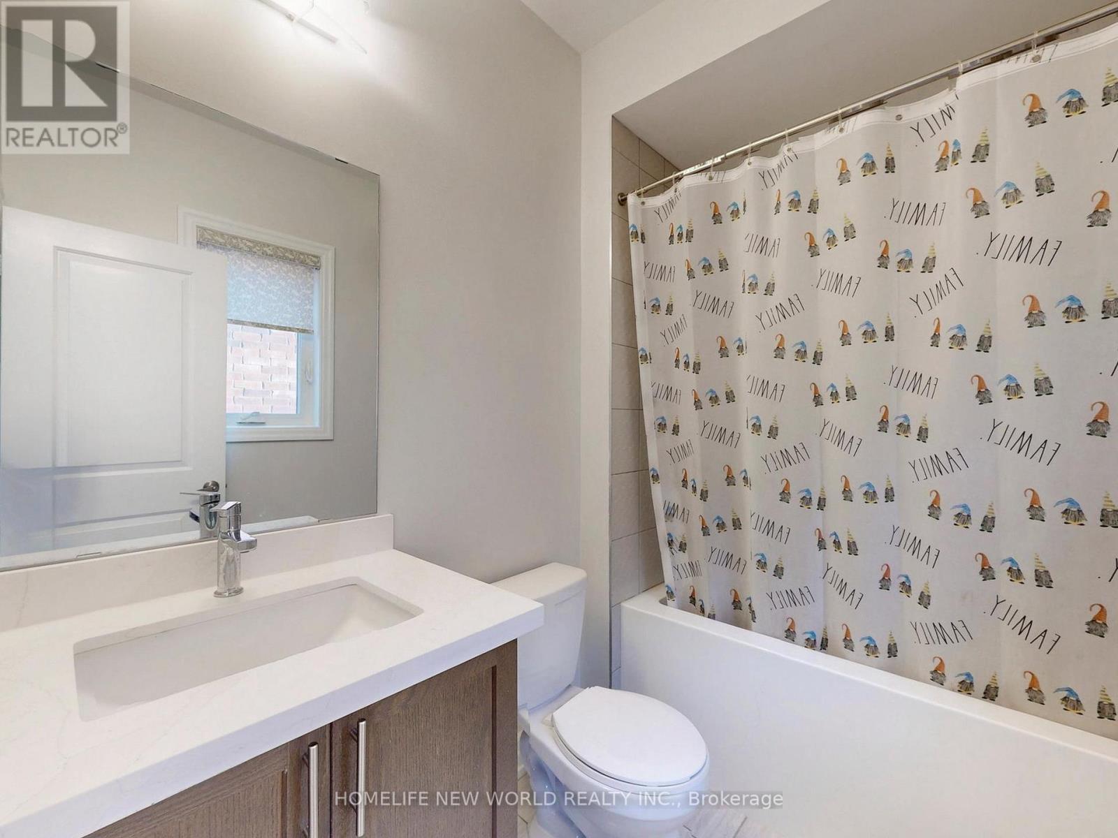 40 St Ives Crescent, Whitby, Ontario  L1P 0C5 - Photo 31 - E12458559