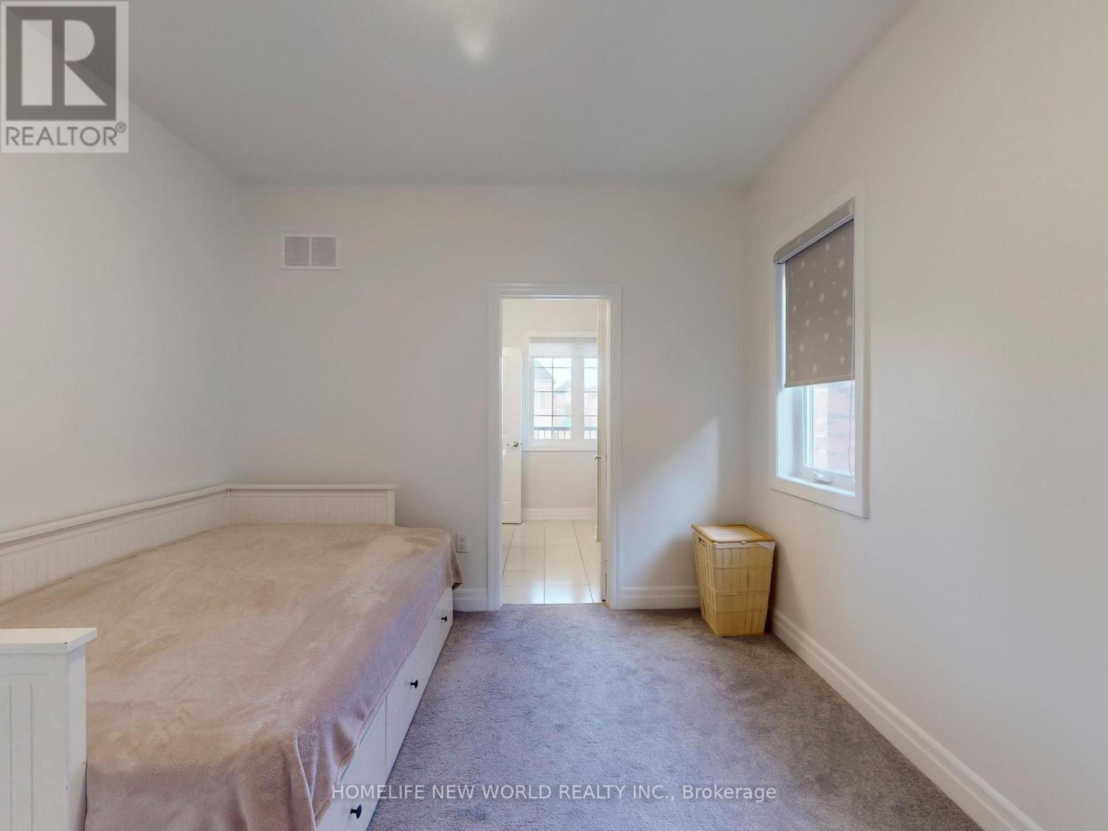 40 St Ives Crescent, Whitby, Ontario  L1P 0C5 - Photo 33 - E12458559