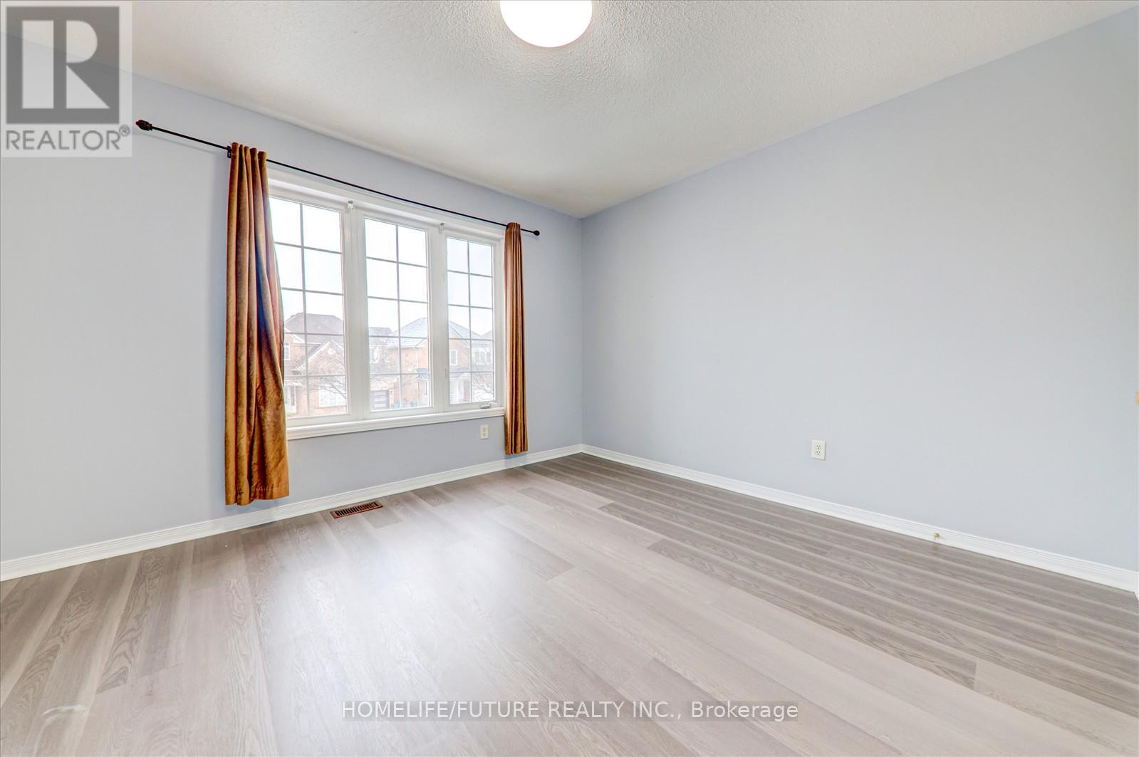 Main & 2nd - 221 Hupfield Trail, Toronto, Ontario  M1B 4L8 - Photo 13 - E12458561