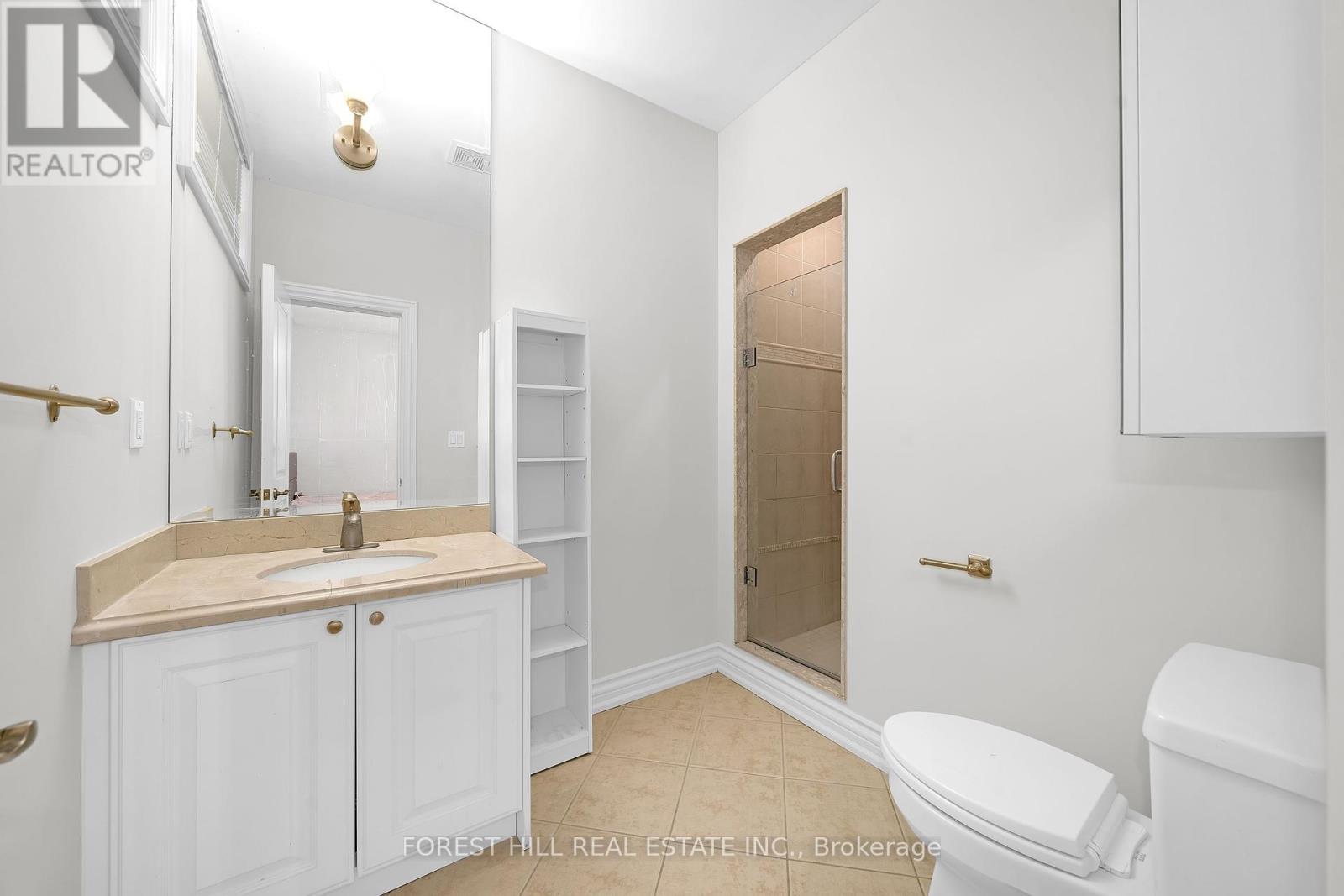 Bsmt B - 106 Nipigon Avenue, Toronto, Ontario  M2M 2W2 - Photo 11 - C12450669