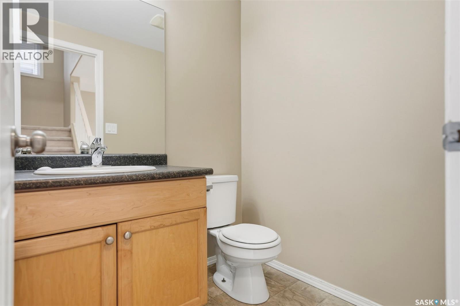 475 Blakeney Crescent, Saskatoon, Saskatchewan  S7L 7N3 - Photo 14 - SK020676