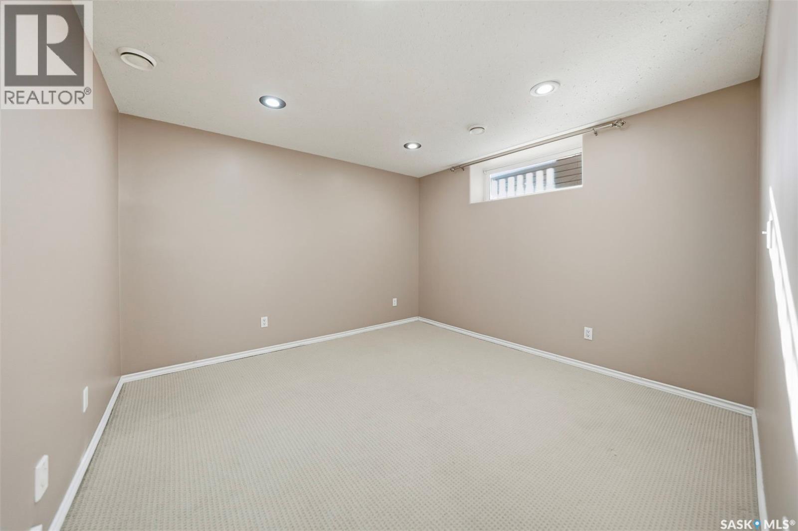 475 Blakeney Crescent, Saskatoon, Saskatchewan  S7L 7N3 - Photo 23 - SK020676