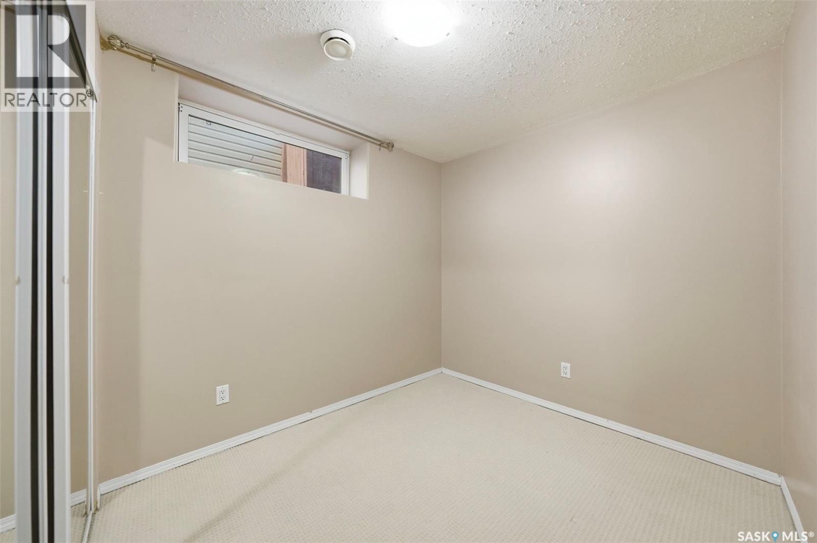 475 Blakeney Crescent, Saskatoon, Saskatchewan  S7L 7N3 - Photo 24 - SK020676