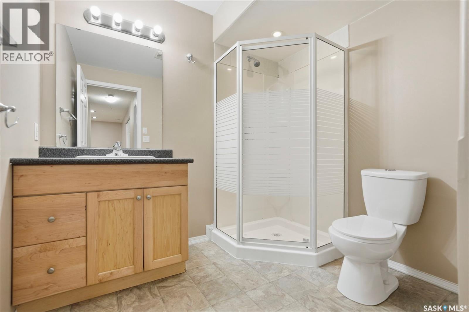 475 Blakeney Crescent, Saskatoon, Saskatchewan  S7L 7N3 - Photo 25 - SK020676