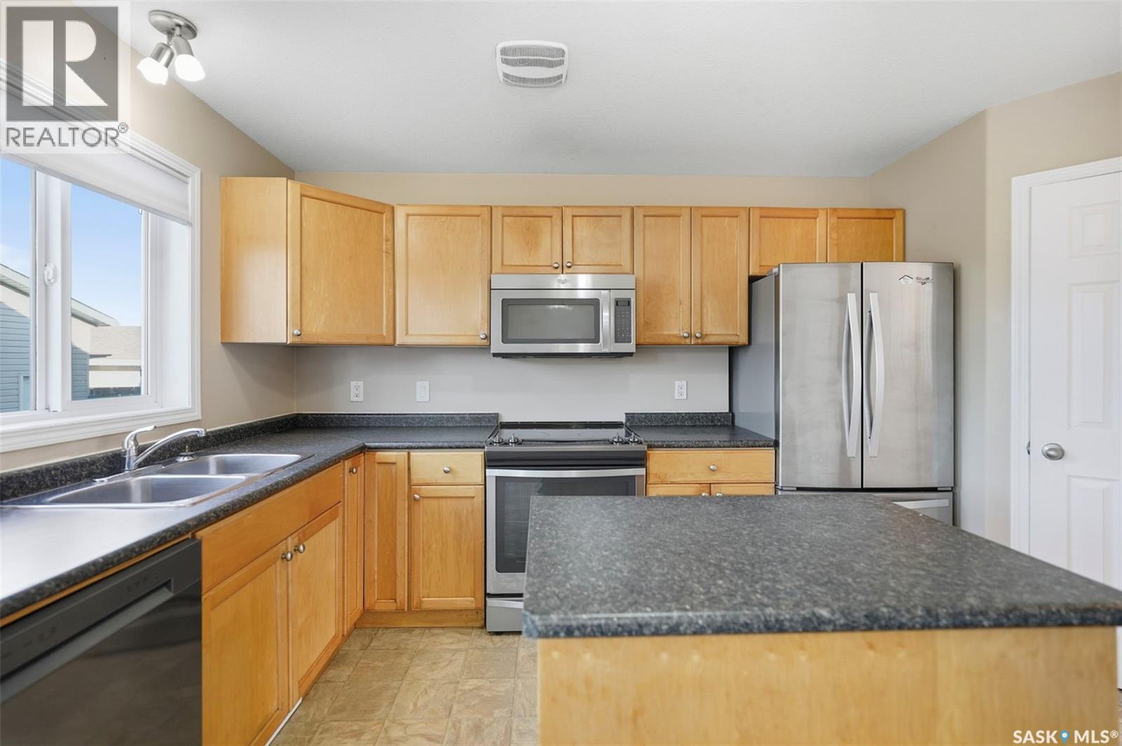 475 Blakeney Crescent, Saskatoon, Saskatchewan  S7L 7N3 - Photo 8 - SK020676