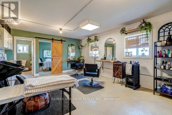 3930 Yonge Street, Bradford West Gwillimbury, Ontario  L3Z 3X6 - Photo 23 - N12458568