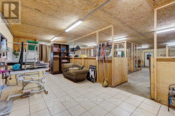 3930 Yonge Street, Bradford West Gwillimbury, Ontario  L3Z 3X6 - Photo 28 - N12458568