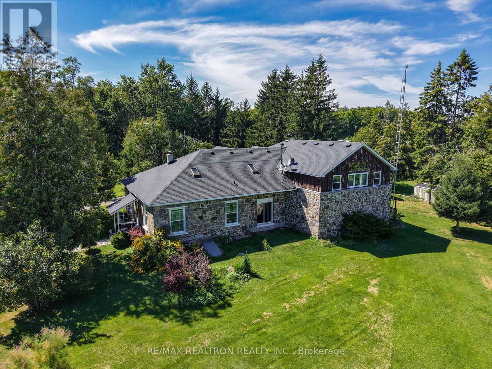 3930 Yonge Street, Bradford West Gwillimbury, Ontario  L3Z 3X6 - Photo 3 - N12458568