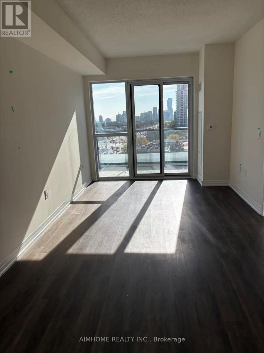 604 - 15 Watergarden Drive, Mississauga, Ontario  L5R 0H4 - Photo 7 - W12458570