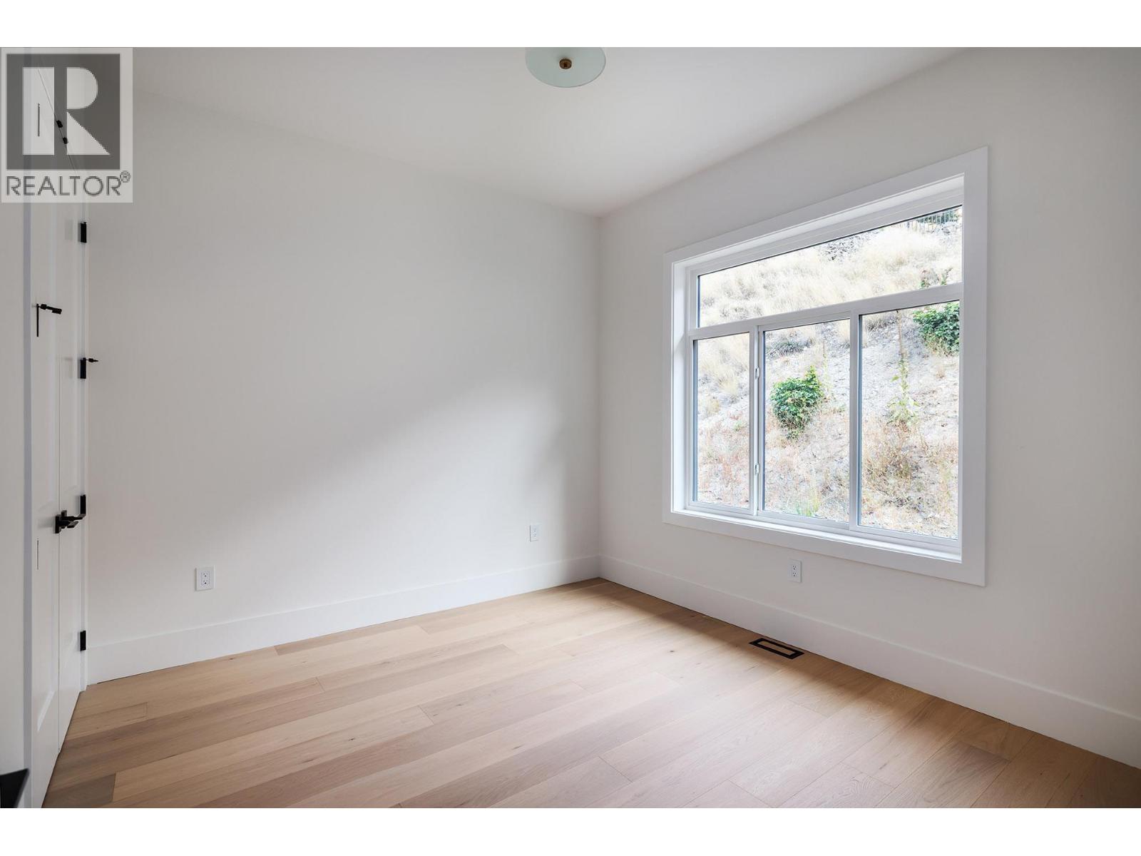 9849 Beacon Hill Drive Lake Country Photo 15 9849 Beacon Hill Drive Lake Country Photo 15