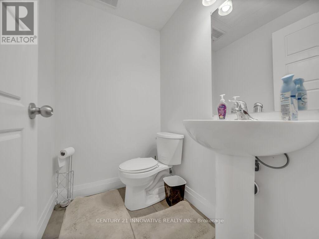 17 - 600 Victoria Street, Kitchener, Ontario  N2M 0C3 - Photo 13 - X12458573