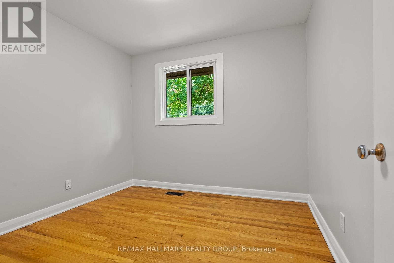 9 Newhaven Street, Ottawa, Ontario  K2G 0X3 - Photo 21 - X12458580