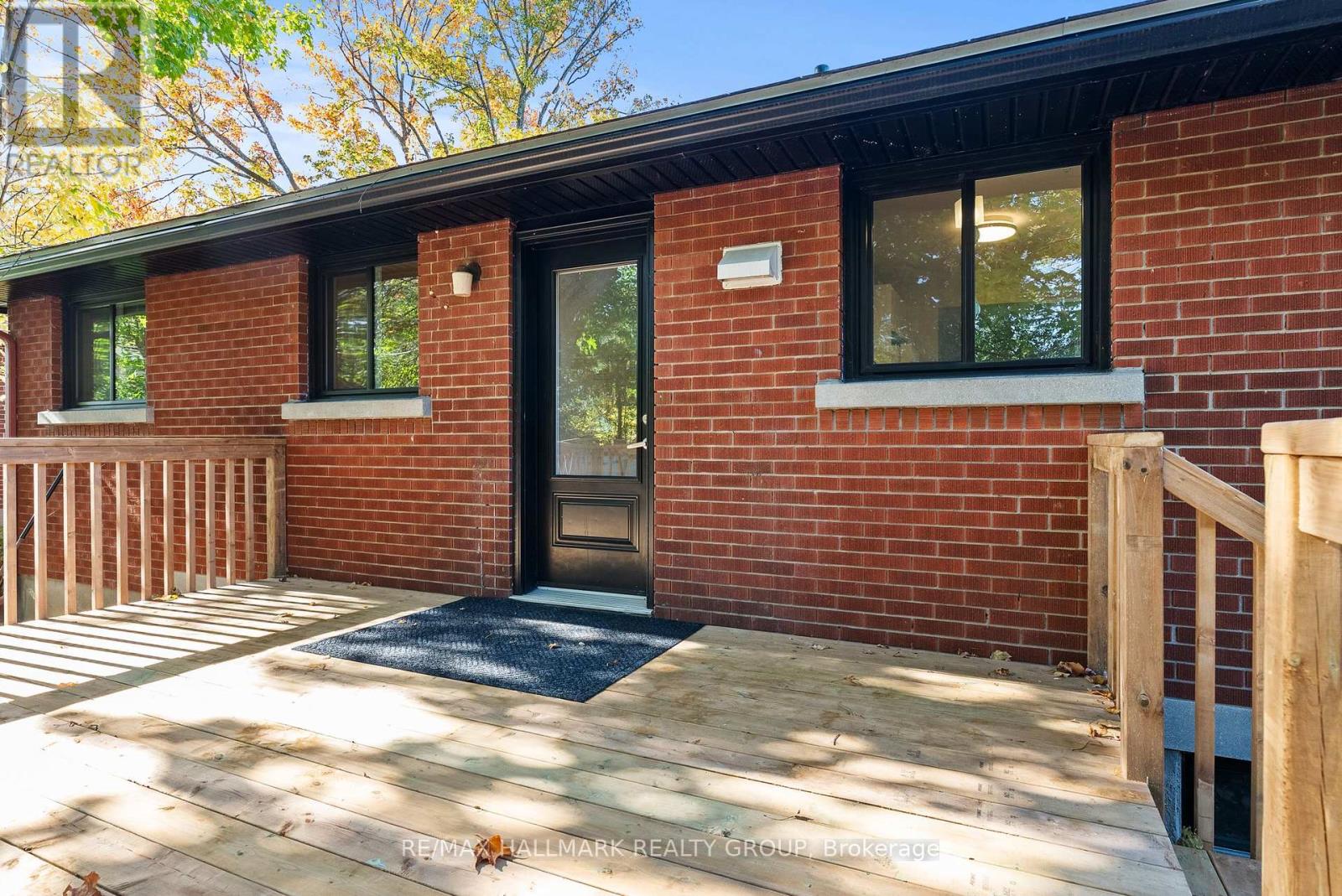 9 Newhaven Street, Ottawa, Ontario  K2G 0X3 - Photo 35 - X12458580