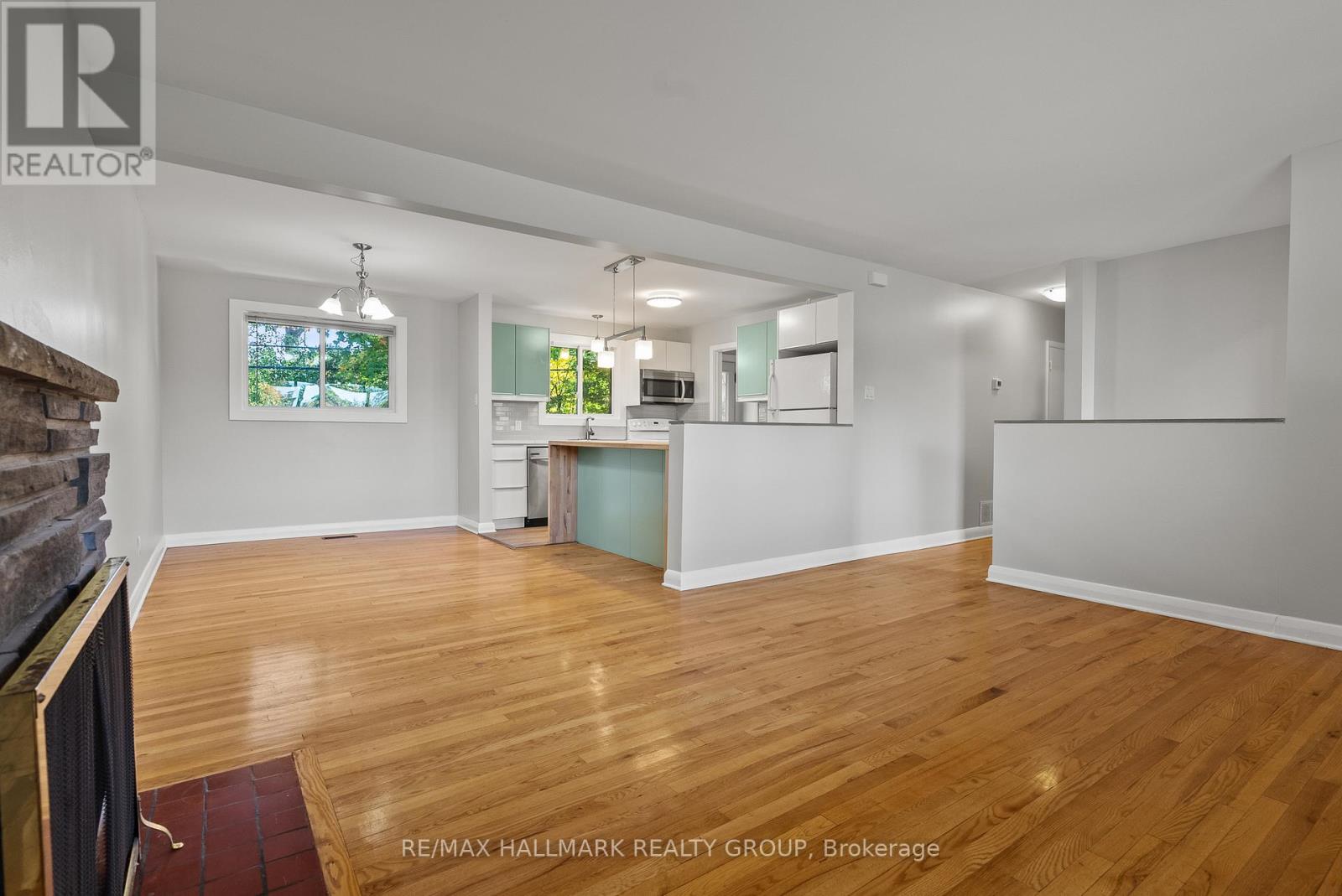 9 Newhaven Street, Ottawa, Ontario  K2G 0X3 - Photo 6 - X12458580