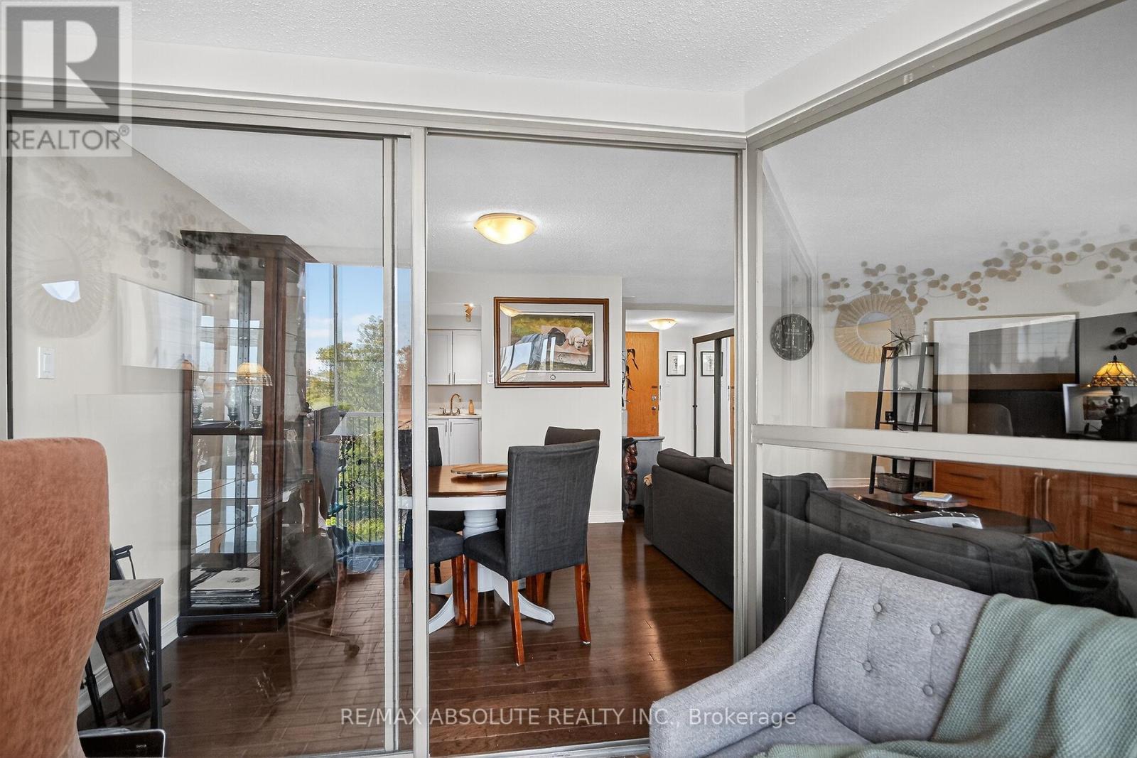 514 - 960 Teron Road, Ottawa, Ontario  K2K 2B6 - Photo 15 - X12458581