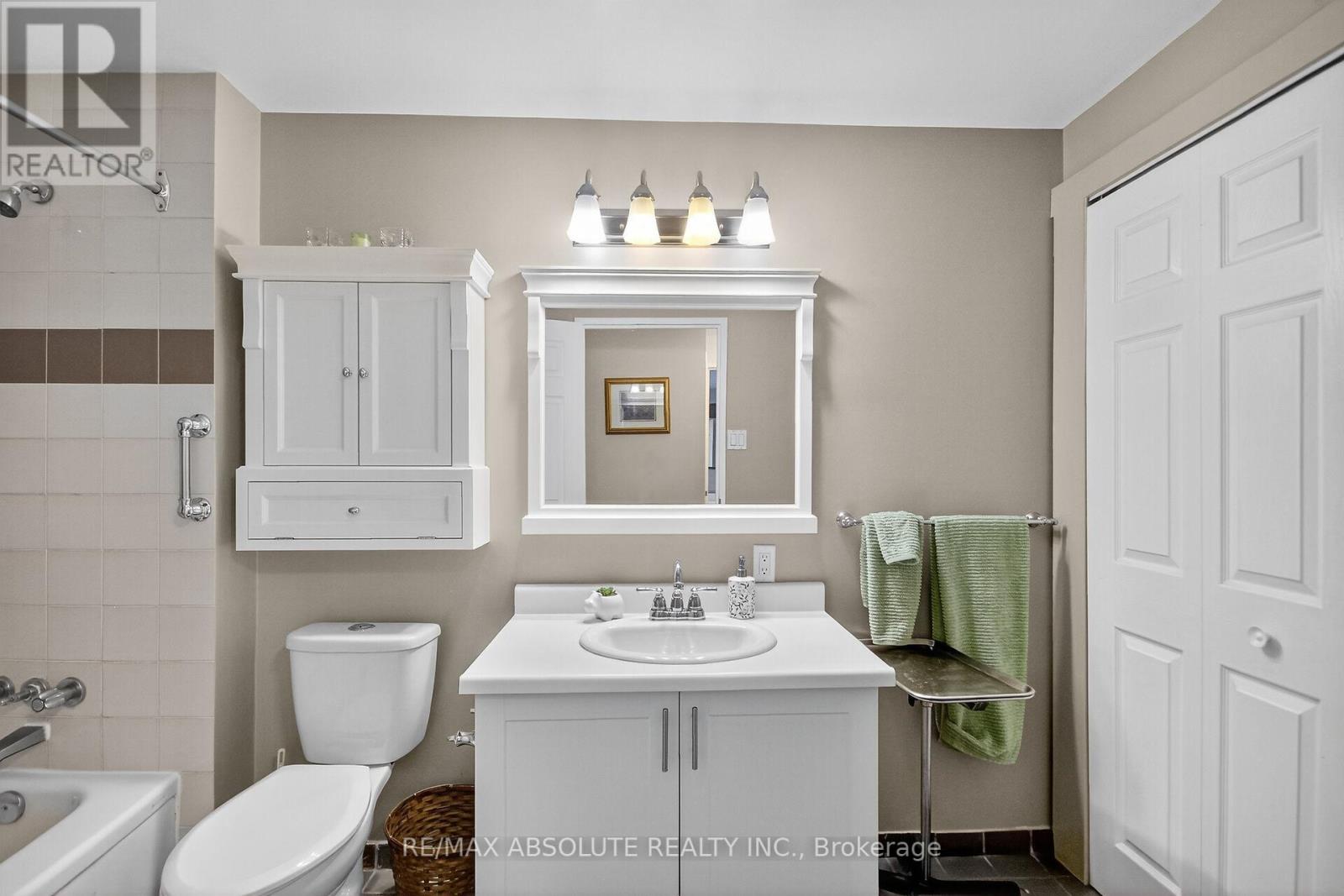 514 - 960 Teron Road, Ottawa, Ontario  K2K 2B6 - Photo 33 - X12458581