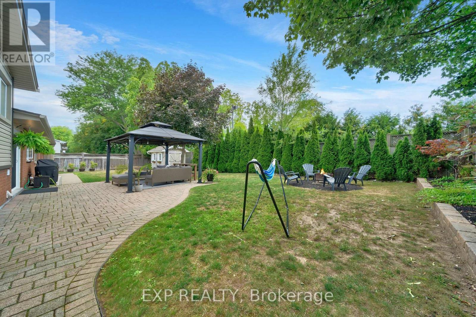 7 Redwood Drive, Grimsby, Ontario  L3M 1E6 - Photo 35 - X12458597