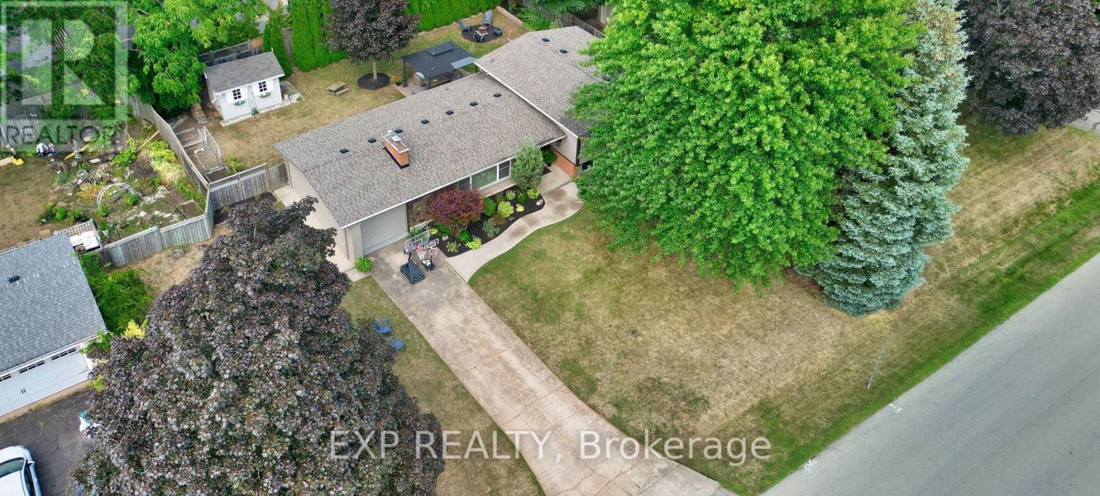 7 Redwood Drive, Grimsby, Ontario  L3M 1E6 - Photo 37 - X12458597