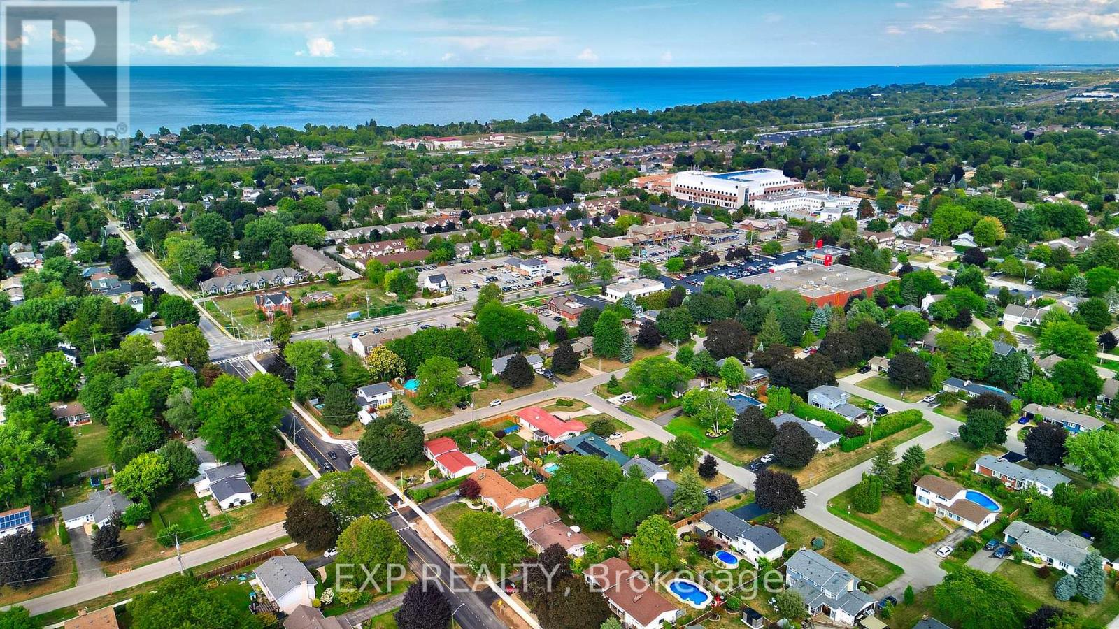 7 Redwood Drive, Grimsby, Ontario  L3M 1E6 - Photo 38 - X12458597