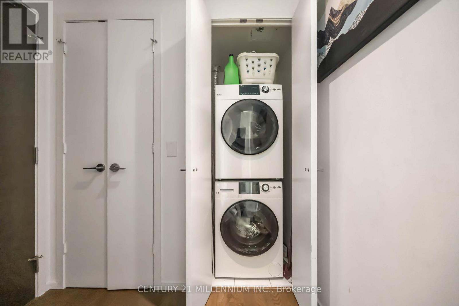 1006 - 101 Charles Street E, Toronto, Ontario  M4Y 0A9 - Photo 24 - C12411605