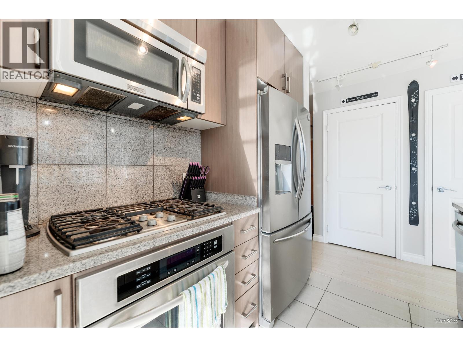 702 1211 Melville Street, Vancouver, British Columbia  V6E 0A7 - Photo 6 - R3048196