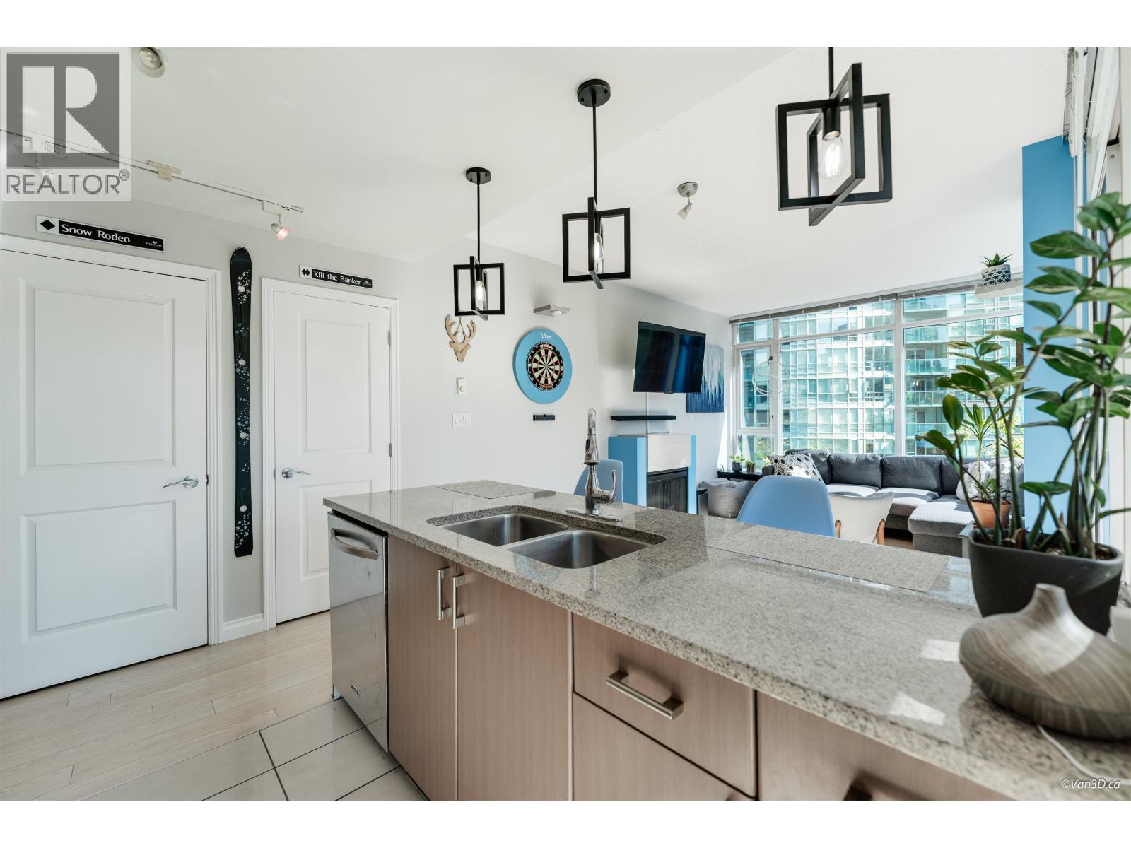 702 1211 Melville Street, Vancouver, British Columbia  V6E 0A7 - Photo 5 - R3048196