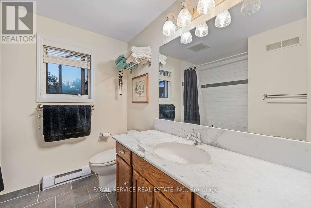 4470 Harwood Road, Hamilton Township, Ontario  K0K 2E0 - Photo 14 - X12455843