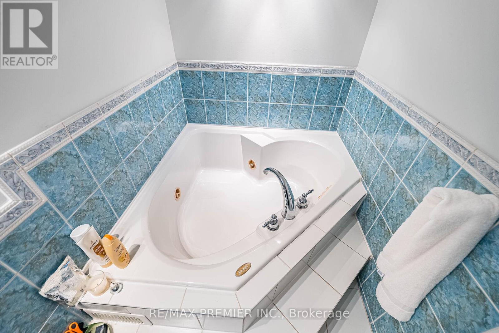 2308 - 75 Graydon Hall Drive, Toronto, Ontario  M3A 3M5 - Photo 34 - C12458589