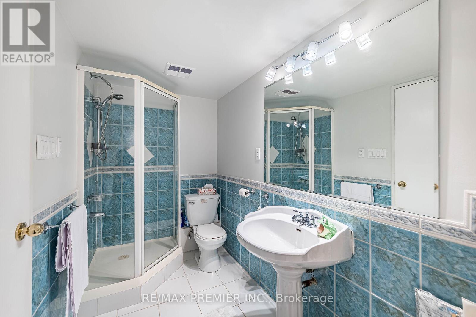 2308 - 75 Graydon Hall Drive, Toronto, Ontario  M3A 3M5 - Photo 35 - C12458589