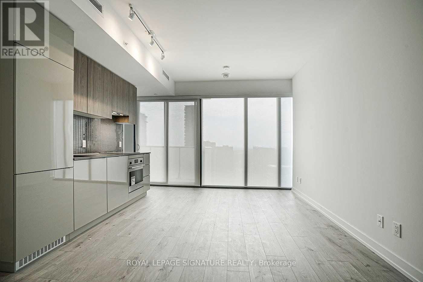 4202 - 161 Roehampton Avenue, Toronto, Ontario  M4P 1P9 - Photo 9 - C12458593