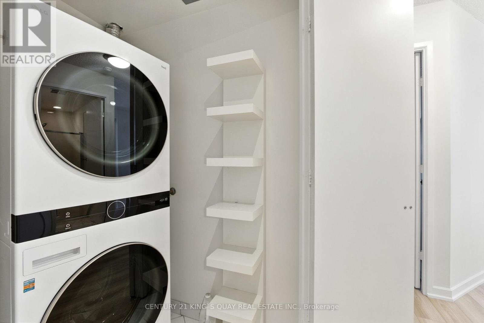 810 - 85 Bloor Street E, Toronto, Ontario  M4W 1B4 - Photo 34 - C12458594