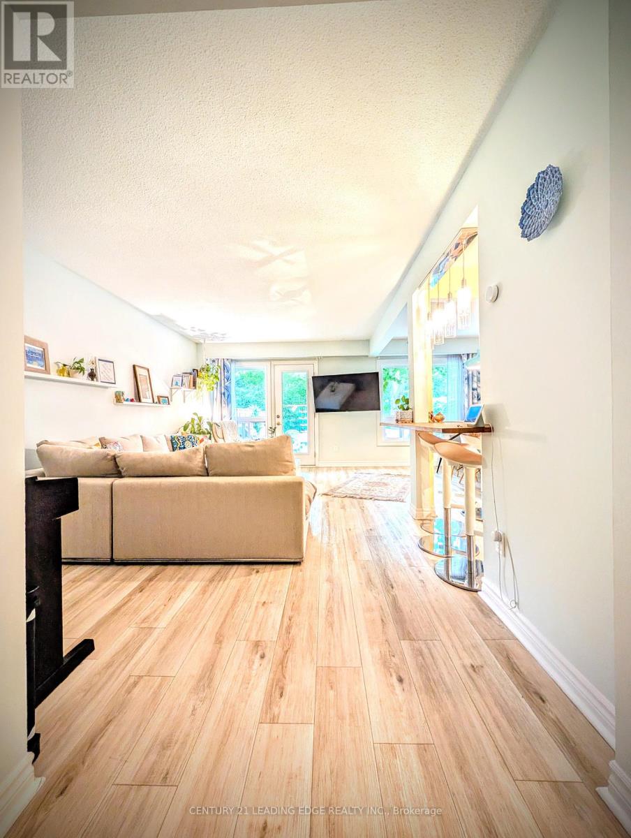6 - 40 CASTLE ROCK DRIVE, Richmond Hill, Ontario