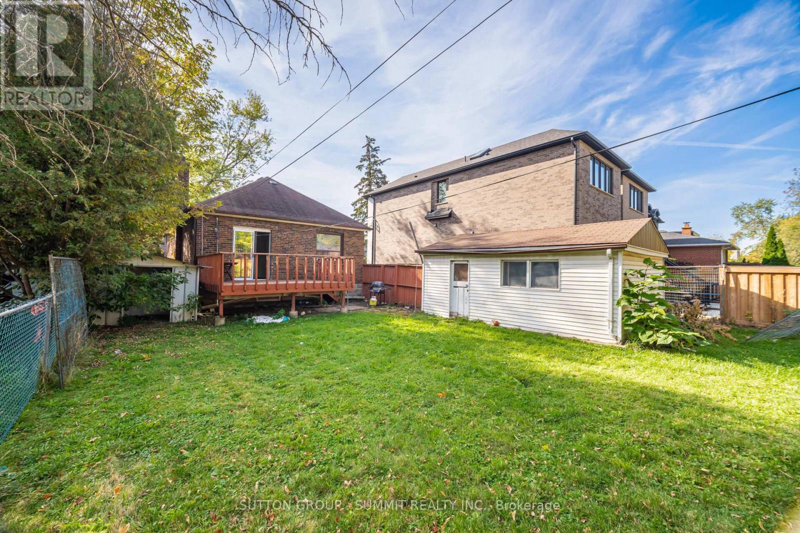 56 Ash Crescent, Toronto, Ontario  M8W 1E6 - Photo 30 - W12458591