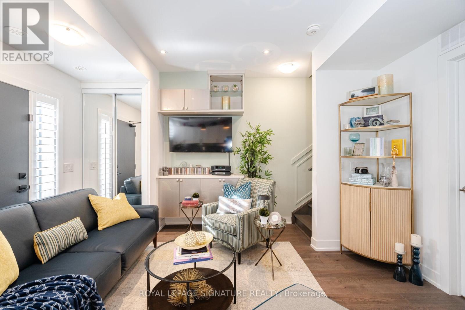 111 - 1085 Douglas Mccurdy Common, Mississauga, Ontario  L5G 0C6 - Photo 4 - W12458600