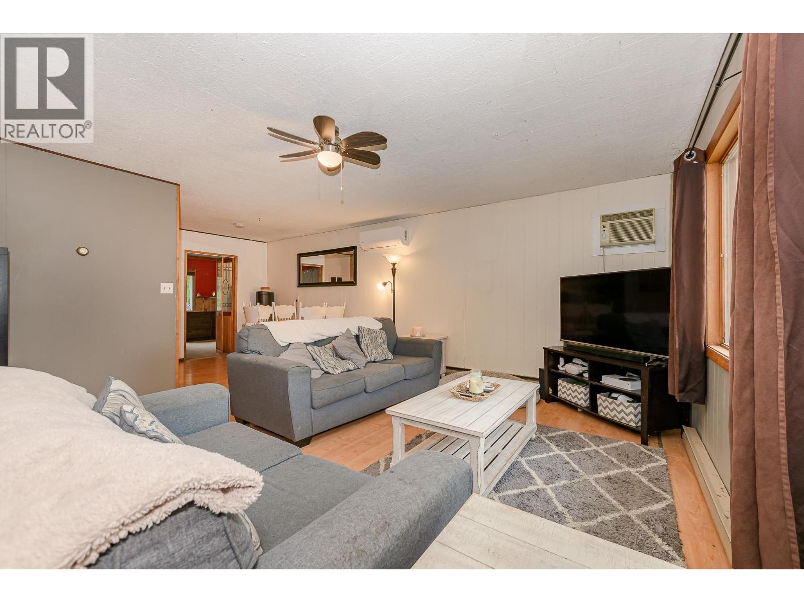 613 Pine Street, Sicamous, British Columbia  V0E 2V0 - Photo 11 - 10365704