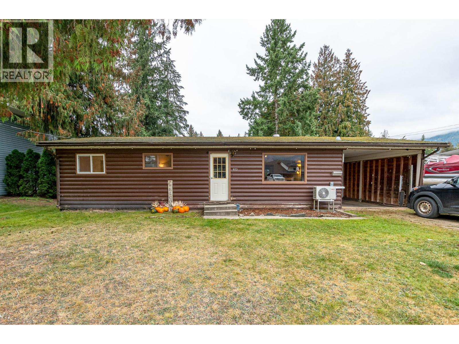 613 Pine Street, Sicamous, British Columbia  V0E 2V0 - Photo 35 - 10365704