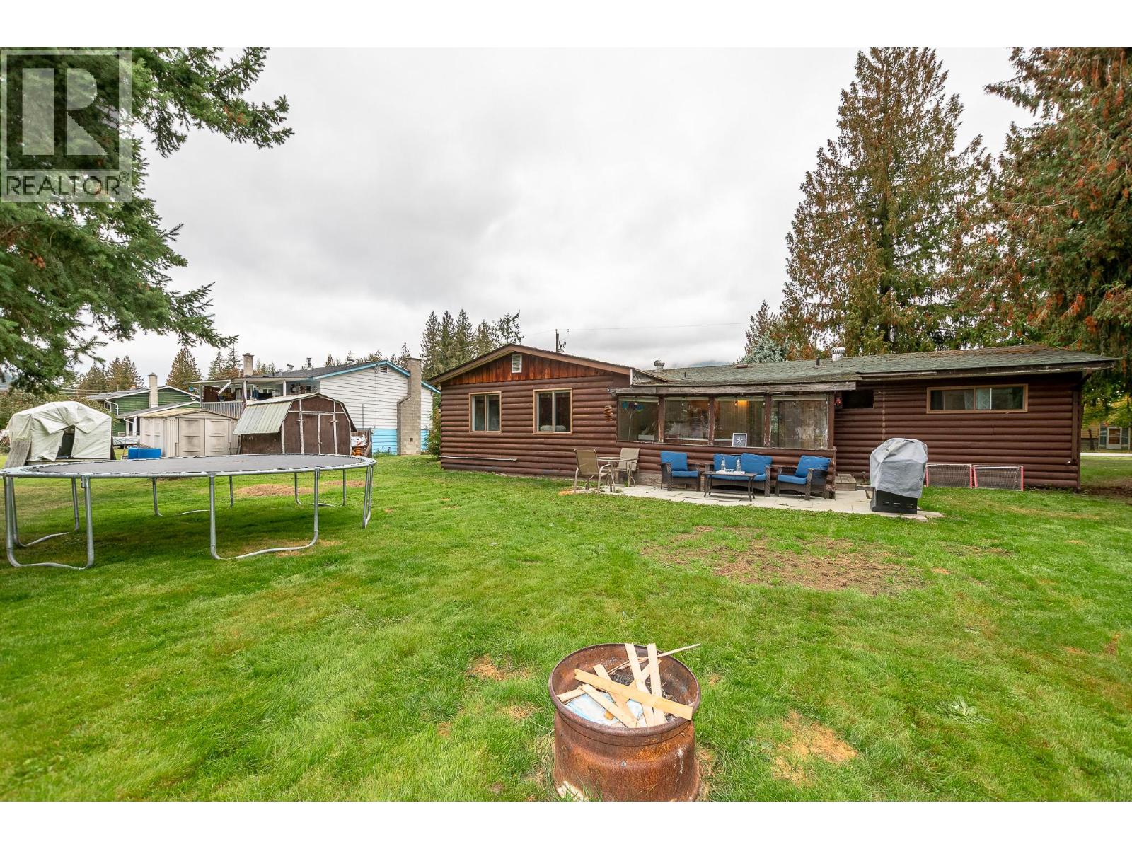 613 Pine Street, Sicamous, British Columbia  V0E 2V0 - Photo 40 - 10365704