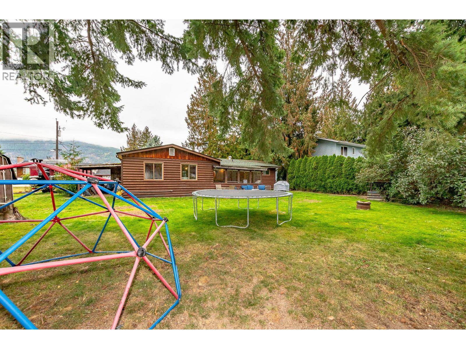 613 Pine Street, Sicamous, British Columbia  V0E 2V0 - Photo 41 - 10365704