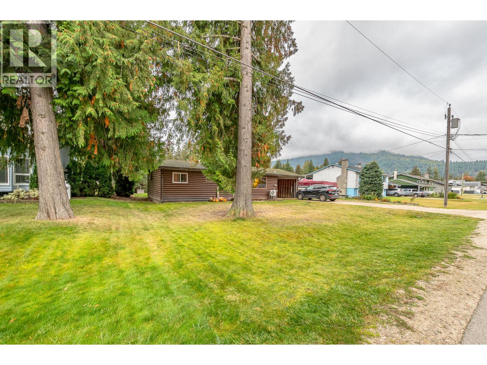 613 Pine Street, Sicamous, British Columbia  V0E 2V0 - Photo 50 - 10365704