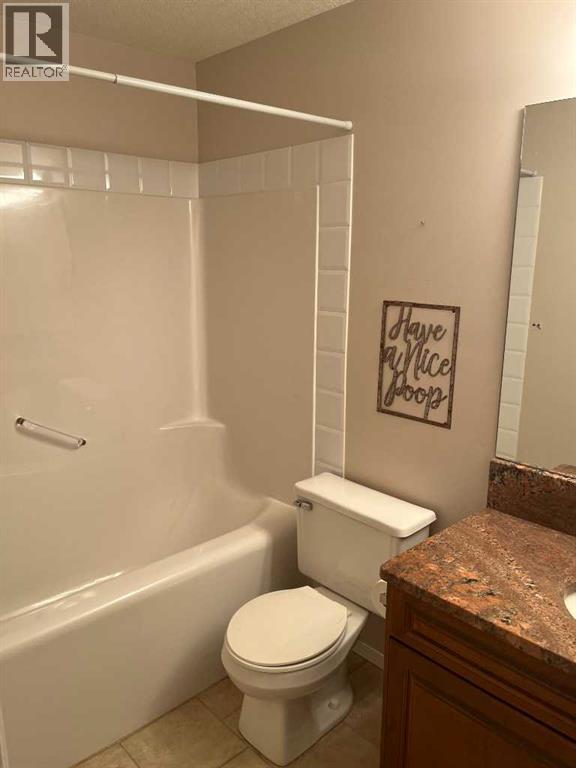 64 Ermineview Way N, Lethbridge, Alberta  T1H 6M8 - Photo 15 - A2263537